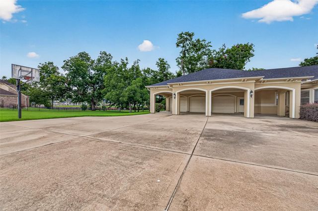 4011 Westerdale Drive, Fulshear, TX 77441