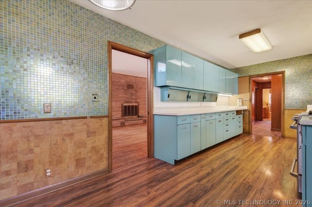 1717 Church Court, Bartlesville, OK 74006