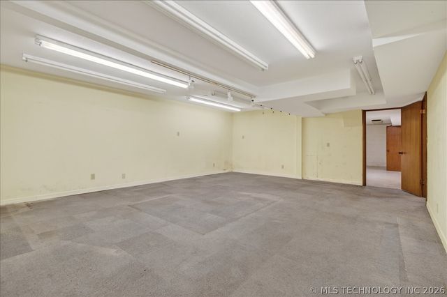 1717 Church Court, Bartlesville, OK 74006