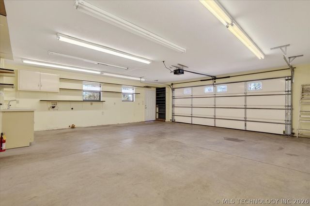 1717 Church Court, Bartlesville, OK 74006