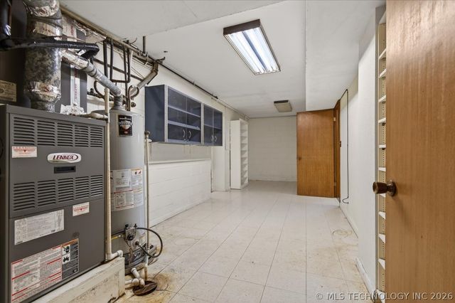 1717 Church Court, Bartlesville, OK 74006