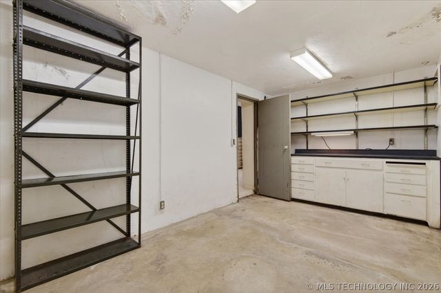 1717 Church Court, Bartlesville, OK 74006