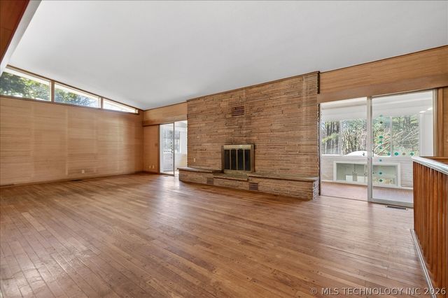 1717 Church Court, Bartlesville, OK 74006