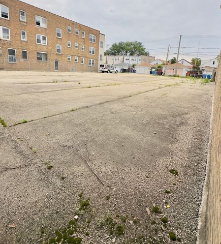 4918-22 W Diversey Avenue, Chicago, IL 60639