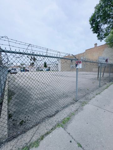 4918-22 W Diversey Avenue, Chicago, IL 60639