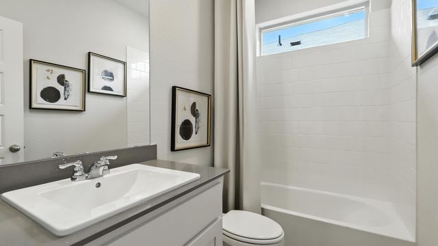 617 HARVEY Street, Grandview, TX 76050