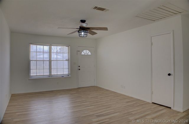 1405 N Lang Street, Claremore, OK 74017