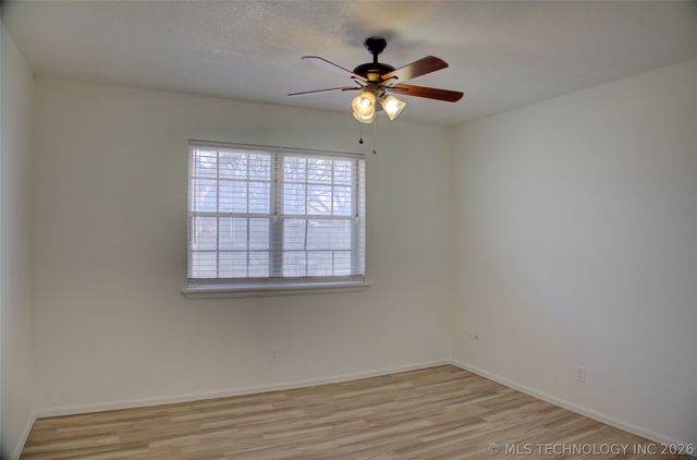 1405 N Lang Street, Claremore, OK 74017