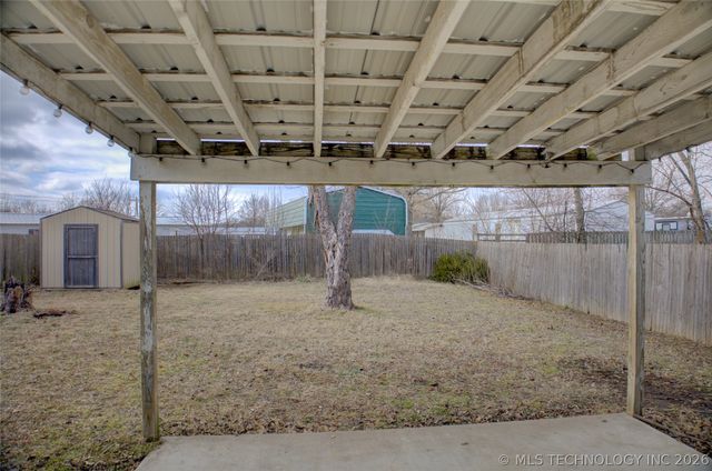1405 N Lang Street, Claremore, OK 74017