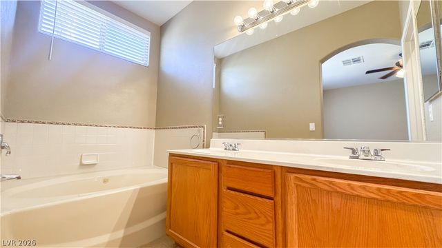 10724 Windrose Point Avenue, Las Vegas, NV 89144