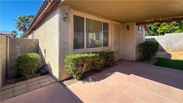10724 Windrose Point Avenue, Las Vegas, NV 89144