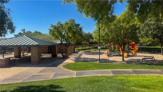 10724 Windrose Point Avenue, Las Vegas, NV 89144