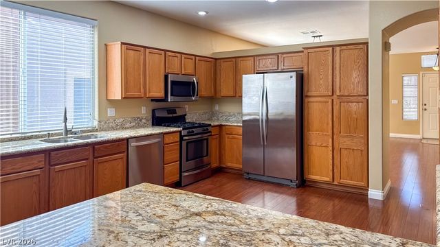 10724 Windrose Point Avenue, Las Vegas, NV 89144