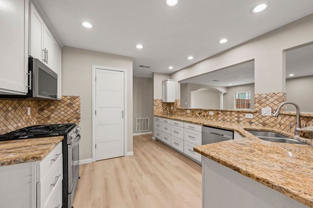 2704 Ridgemere Drive, Flower Mound, TX 75028