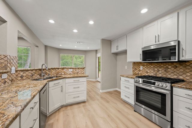 2704 Ridgemere Drive, Flower Mound, TX 75028