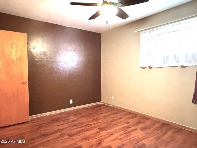 4450 W WELDON Avenue, Phoenix, AZ 85031