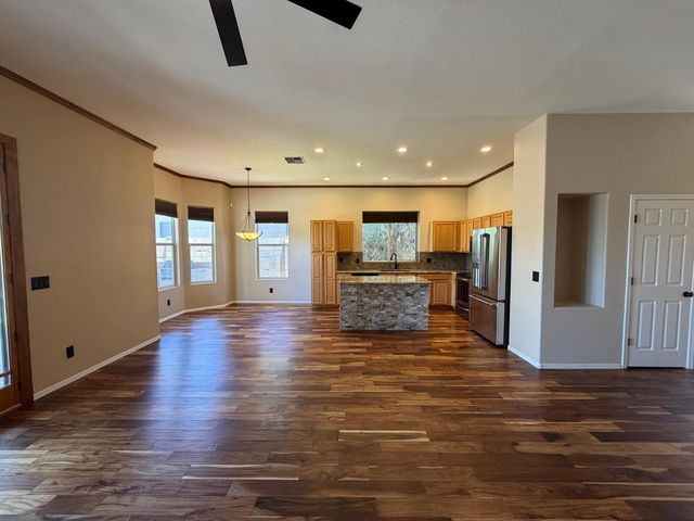 760 W Cherrywood Drive, Chandler, AZ 85248