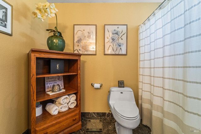 128 Chesapeake Dr, Vallejo, CA 94591
