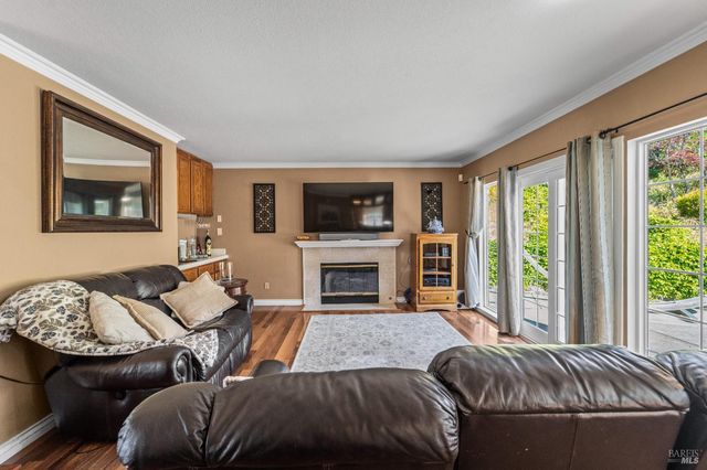 128 Chesapeake Dr, Vallejo, CA 94591