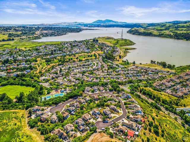 128 Chesapeake Dr, Vallejo, CA 94591