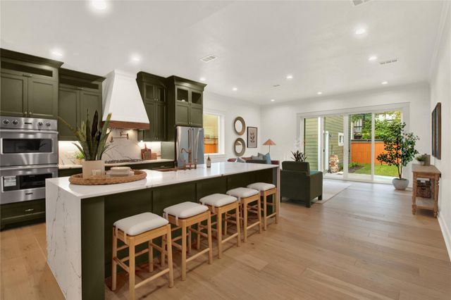 1535 Rutland Street, Houston, TX 77008