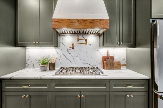 1535 Rutland Street, Houston, TX 77008