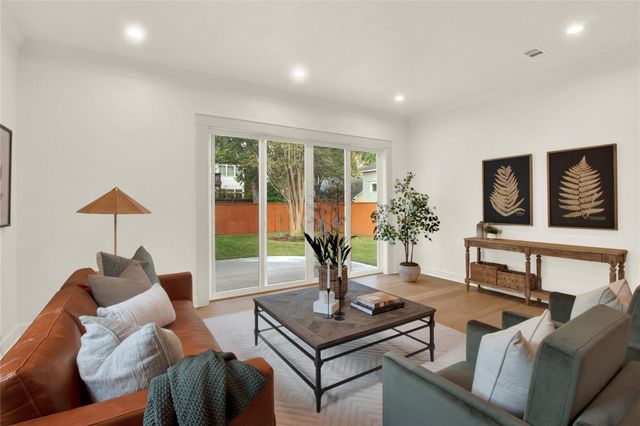 1535 Rutland Street, Houston, TX 77008