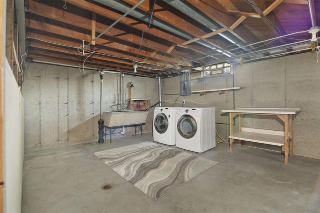 7840 43rd AVENUE, Kenosha, WI 53142