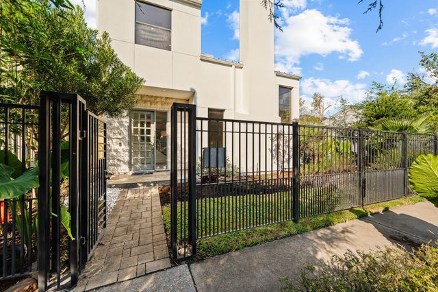 235 Malone Street, Houston, TX 77007