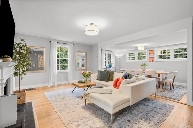 1 Harmon Drive, Larchmont, NY 10538