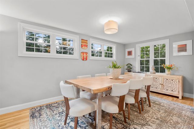 1 Harmon Drive, Larchmont, NY 10538