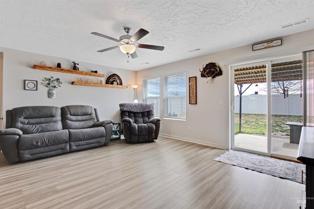 11211 W Kite St, Nampa, ID 83651