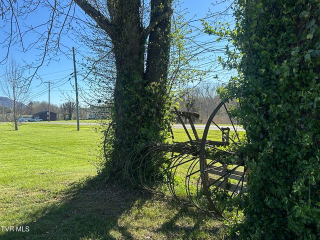 1173 Camp Creek Road, Greeneville, TN 37743