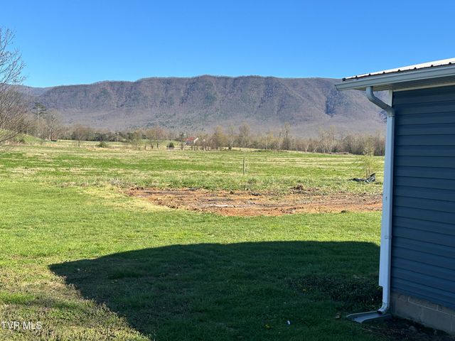 1173 Camp Creek Road, Greeneville, TN 37743