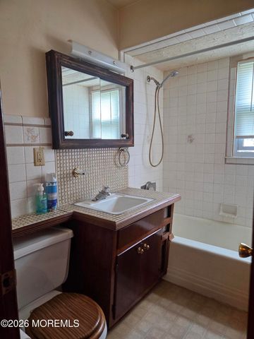 83 Daniel Street, Port Reading, NJ 07064