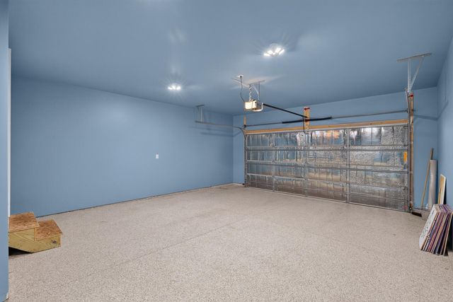1888 Oakpointe Drive, Waconia, MN 55387