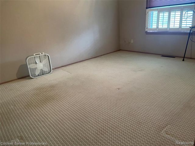 1961 Laurel Oak Drive, Flint, MI 48507