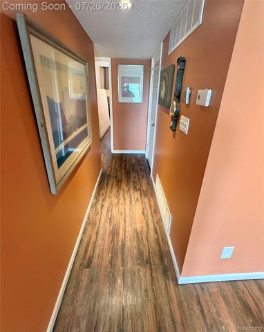 1736 Grove Road 102, York Charter Township, MI 48198