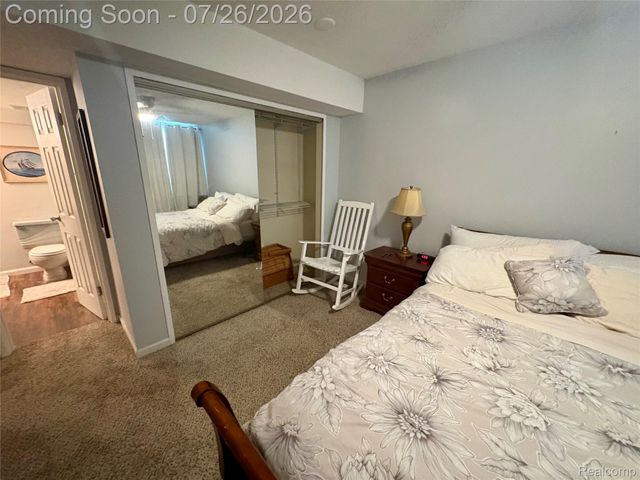 1736 Grove Road 102, York Charter Township, MI 48198