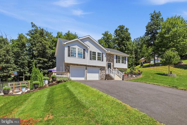 12732 ARIELLE LN, Waynesboro, PA 17268