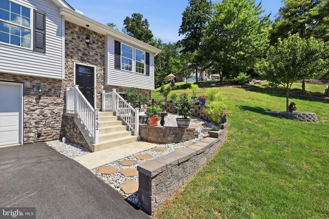 12732 ARIELLE LN, Waynesboro, PA 17268