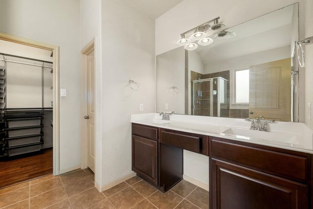 51 Handbridge Place, Tomball, TX 77375