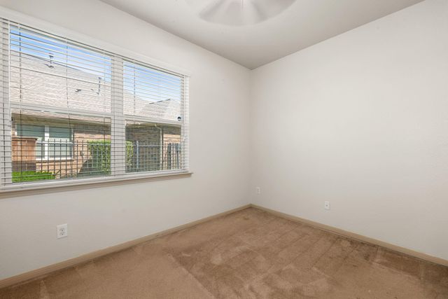 51 Handbridge Place, Tomball, TX 77375