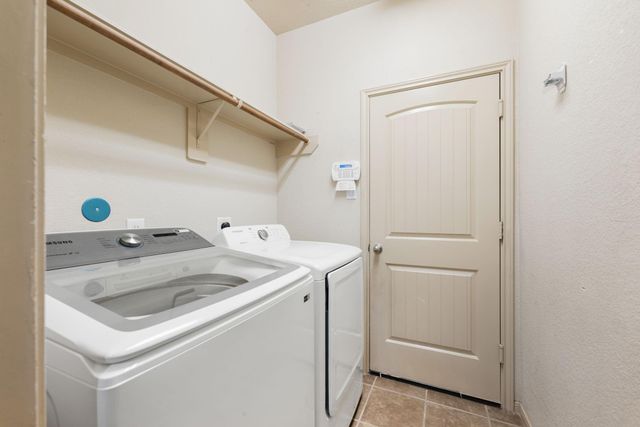 51 Handbridge Place, Tomball, TX 77375