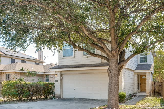 22 Sunflower Run, San Antonio, TX 78240
