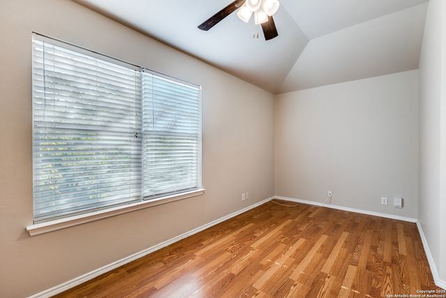 22 Sunflower Run, San Antonio, TX 78240