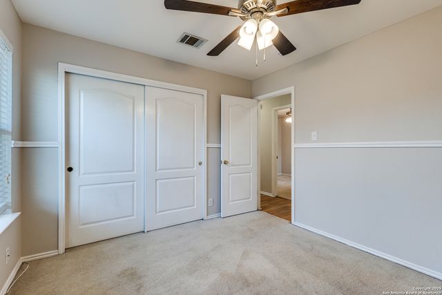 22 Sunflower Run, San Antonio, TX 78240