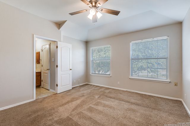 22 Sunflower Run, San Antonio, TX 78240