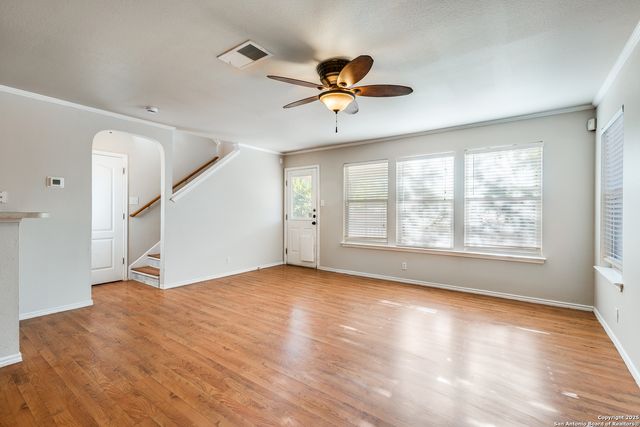 22 Sunflower Run, San Antonio, TX 78240