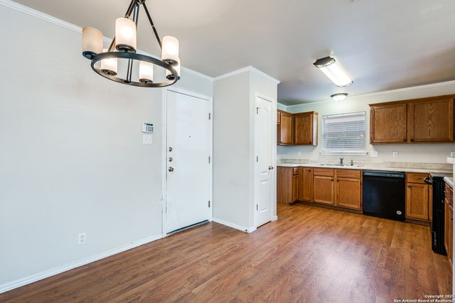 22 Sunflower Run, San Antonio, TX 78240